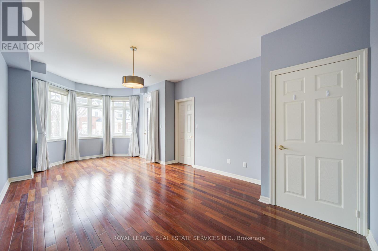 115 St Lawrence Drive, Mississauga, Ontario  L5G 4V2 - Photo 30 - W12801012