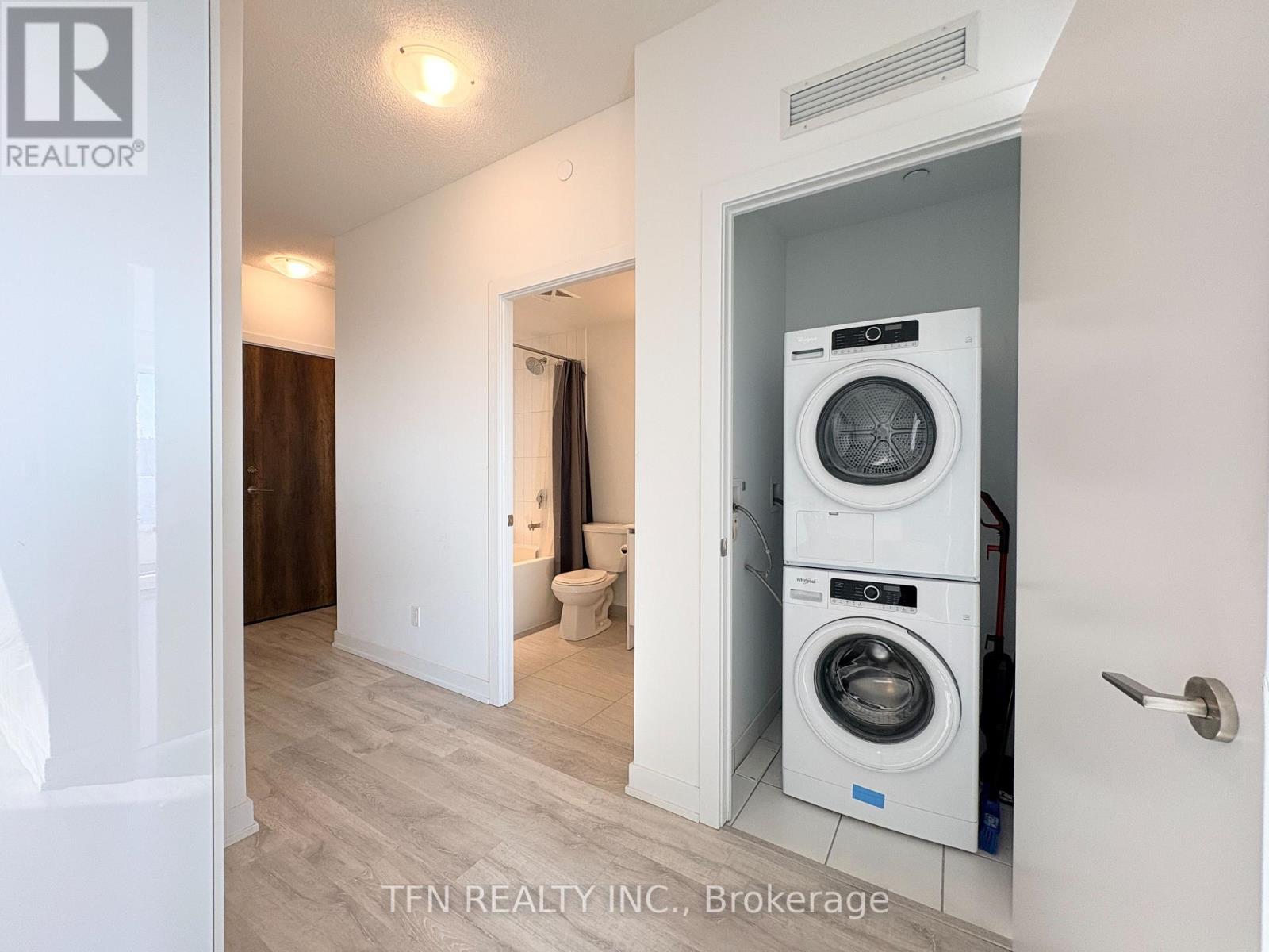 1807 - 251 Manitoba Street, Toronto, Ontario  M8Y 0C7 - Photo 21 - W12801070