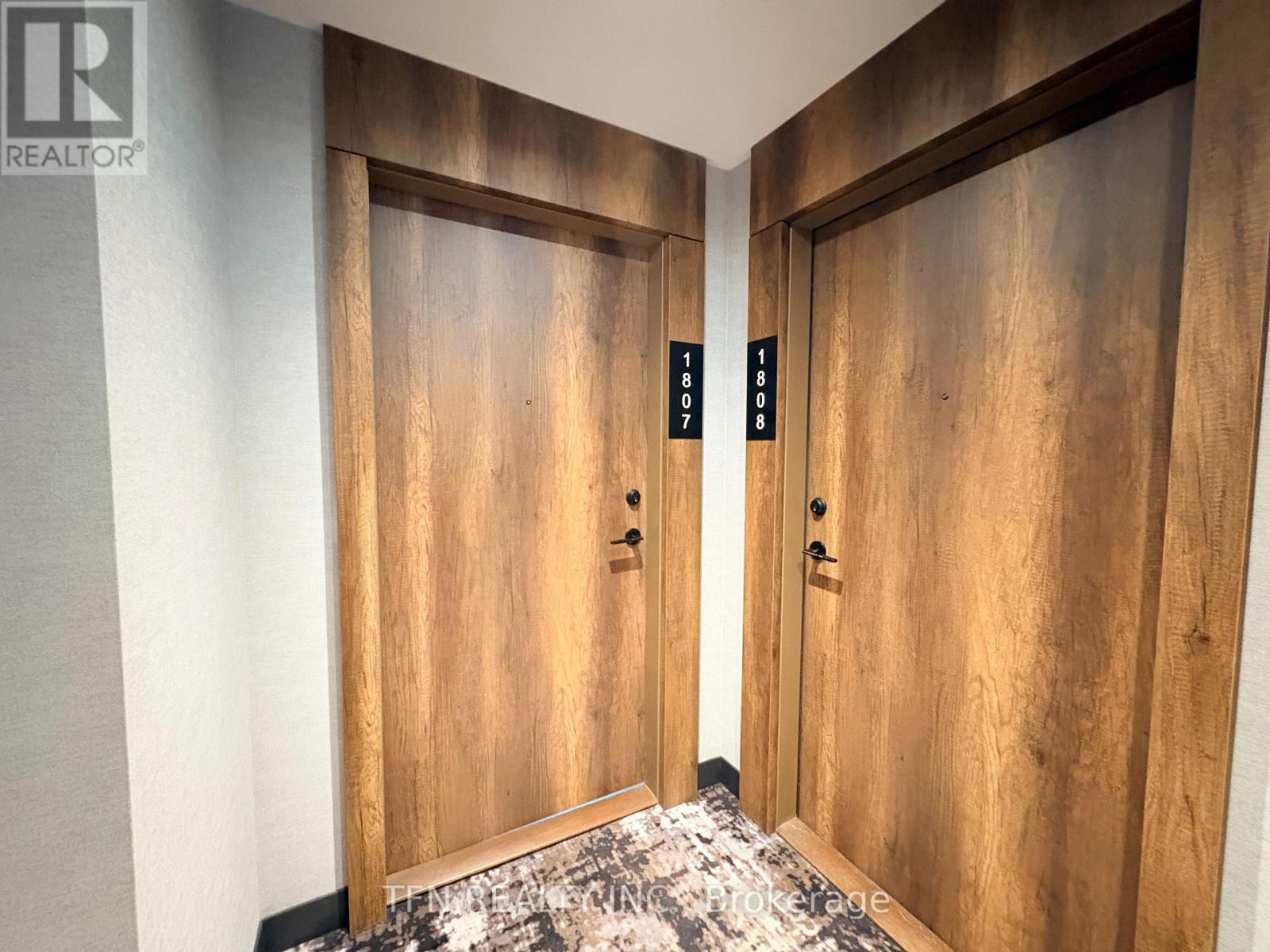 1807 - 251 Manitoba Street, Toronto, Ontario  M8Y 0C7 - Photo 6 - W12801070