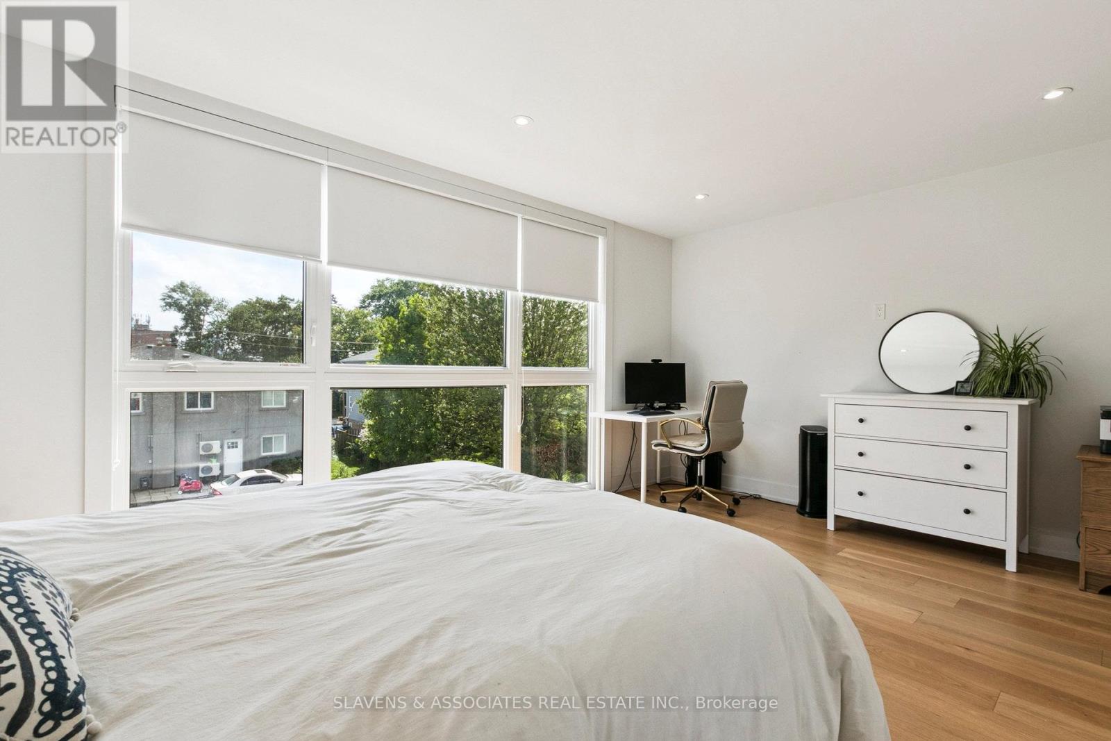 1040 Enola Avenue, Mississauga, Ontario  L5G 4A9 - Photo 20 - W12801078