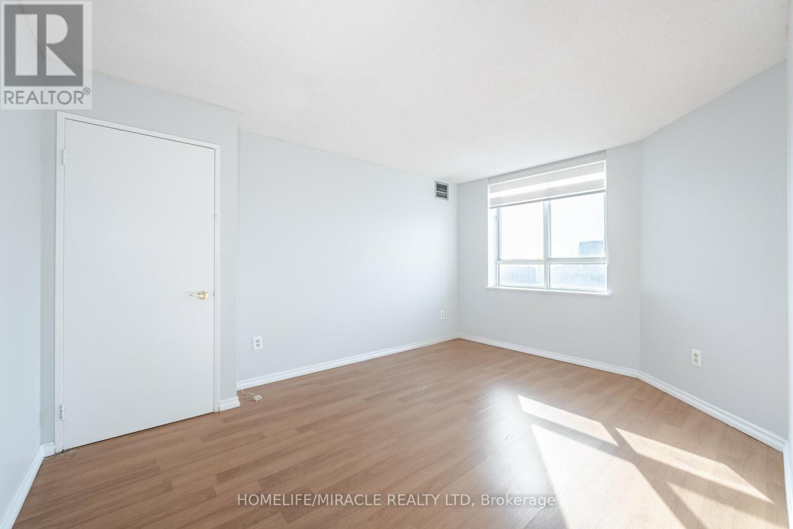 1919 - 4185 Shipp Drive, Mississauga (City Centre), Ontario  L4Z 2Y8 - Photo 16 - W12801096
