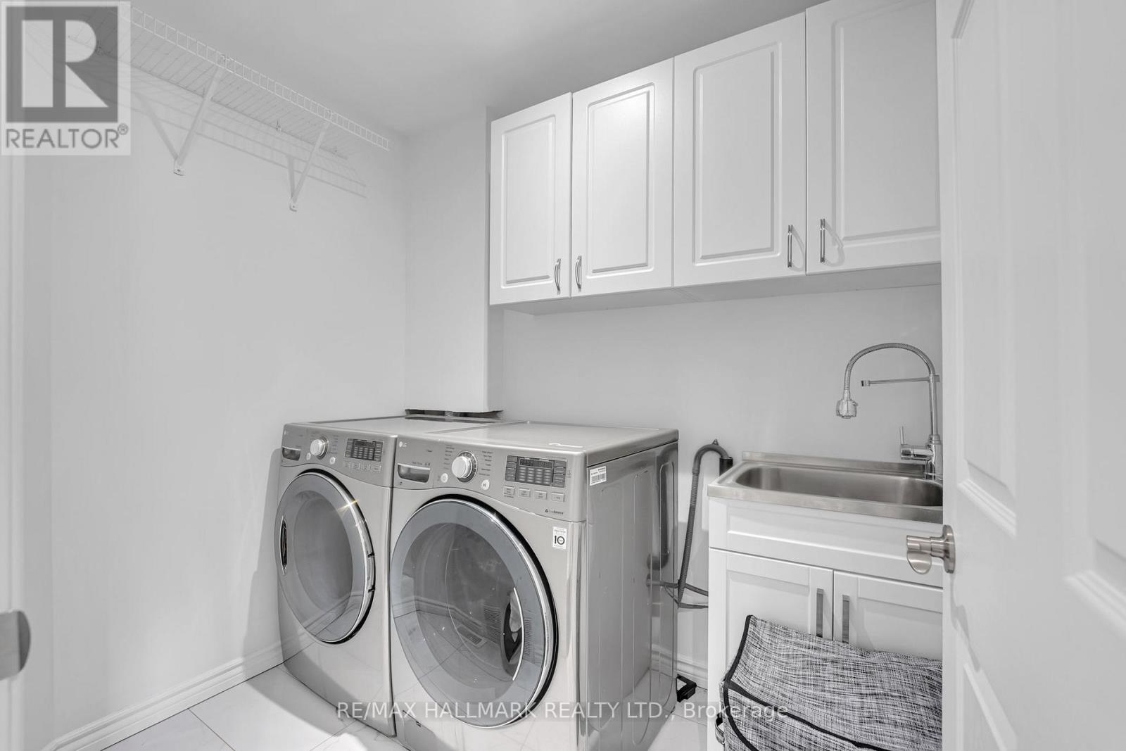 4689 Leanna Heights Road, Burlington, Ontario  L7M 0G3 - Photo 25 - W12801118