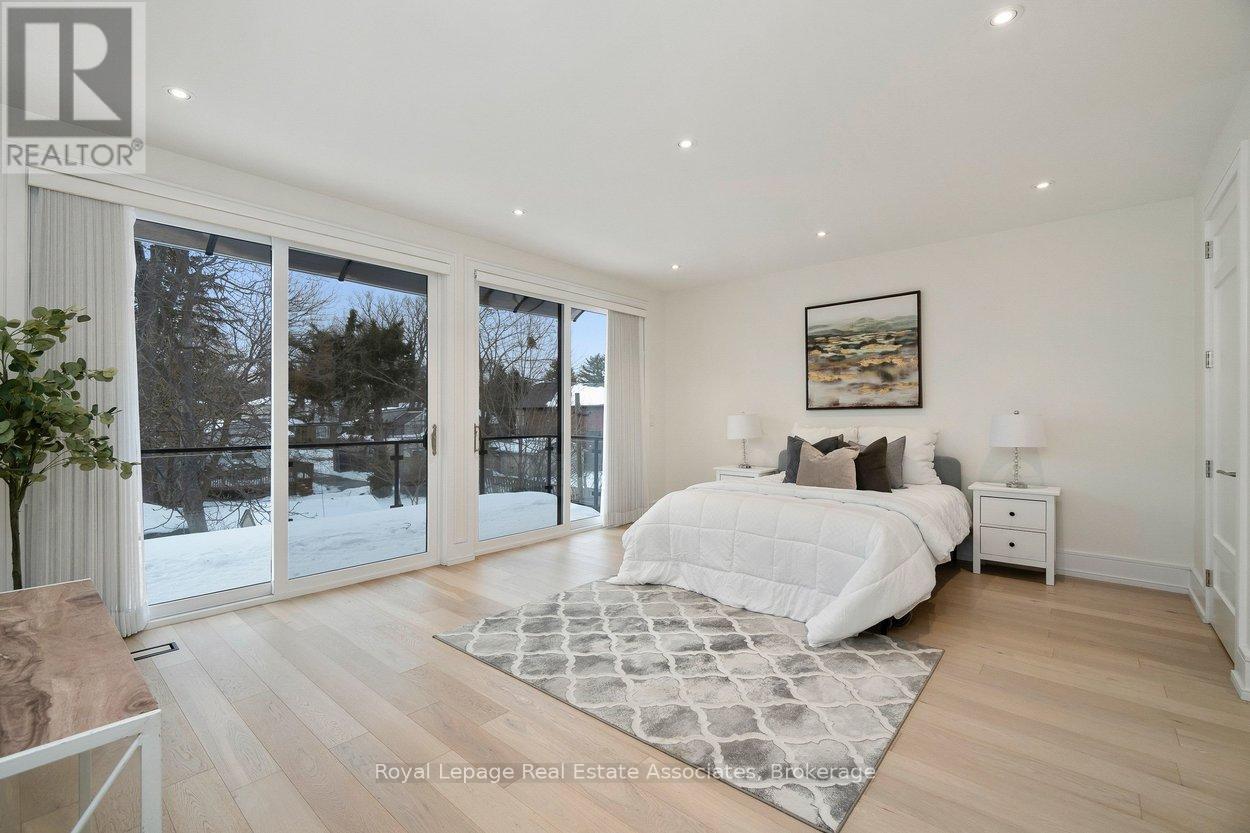 63 Troy Street, Mississauga, Ontario  L5G 1S6 - Photo 23 - W12801156