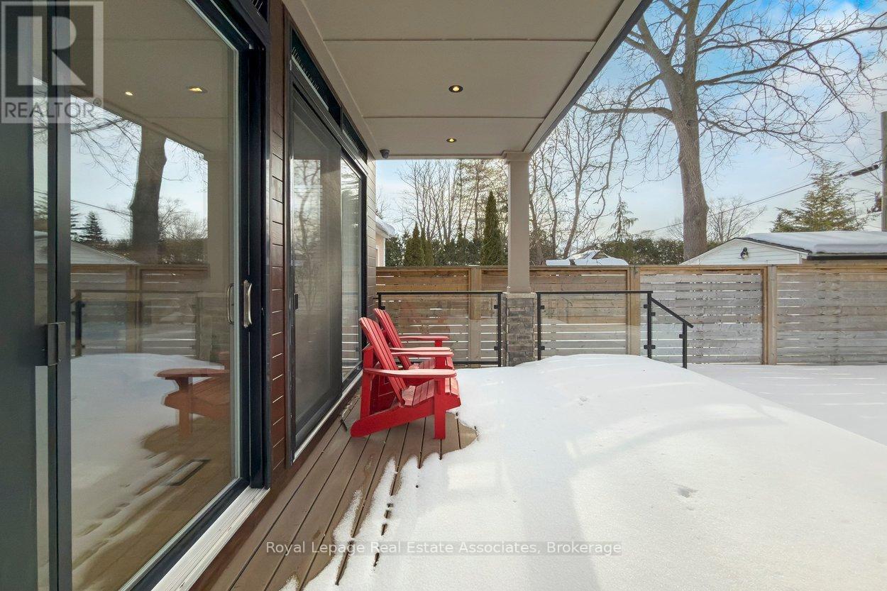 63 Troy Street, Mississauga, Ontario  L5G 1S6 - Photo 43 - W12801156