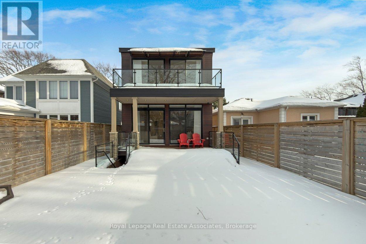 63 Troy Street, Mississauga, Ontario  L5G 1S6 - Photo 45 - W12801156