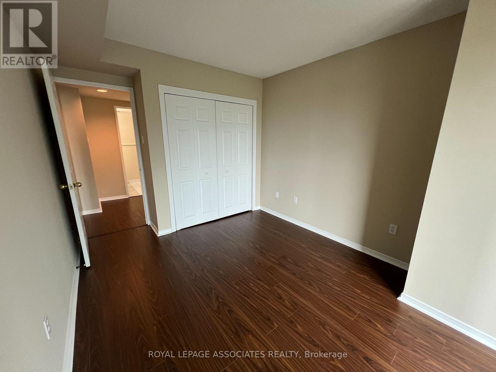 402 - 2177 Burnhamthorpe Road W, Mississauga, Ontario  L5L 5P9 - Photo 12 - W12801160