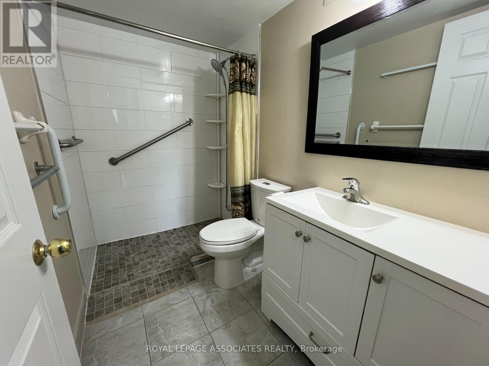 402 - 2177 Burnhamthorpe Road W, Mississauga, Ontario  L5L 5P9 - Photo 18 - W12801160