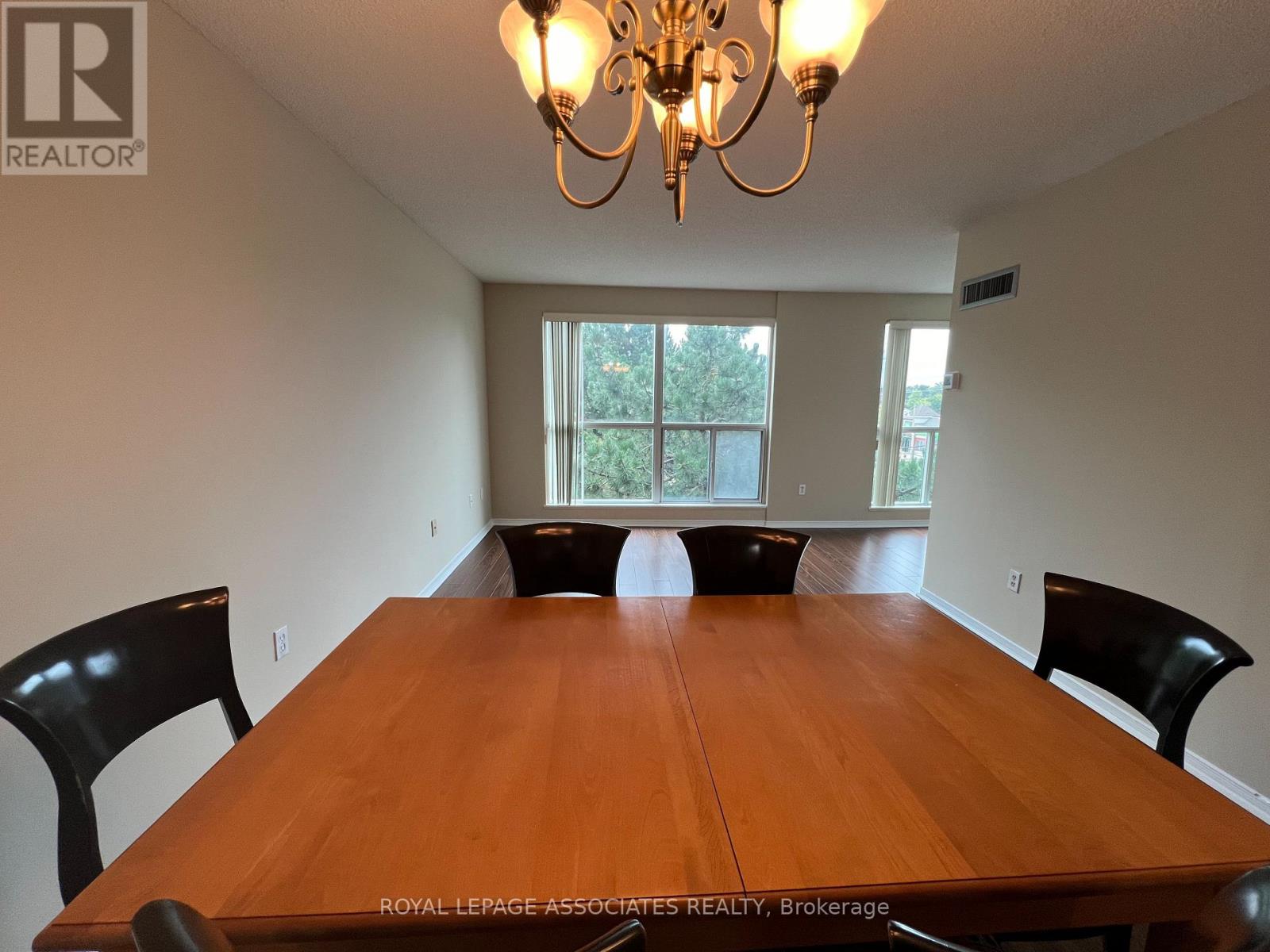 402 - 2177 Burnhamthorpe Road W, Mississauga, Ontario  L5L 5P9 - Photo 6 - W12801160