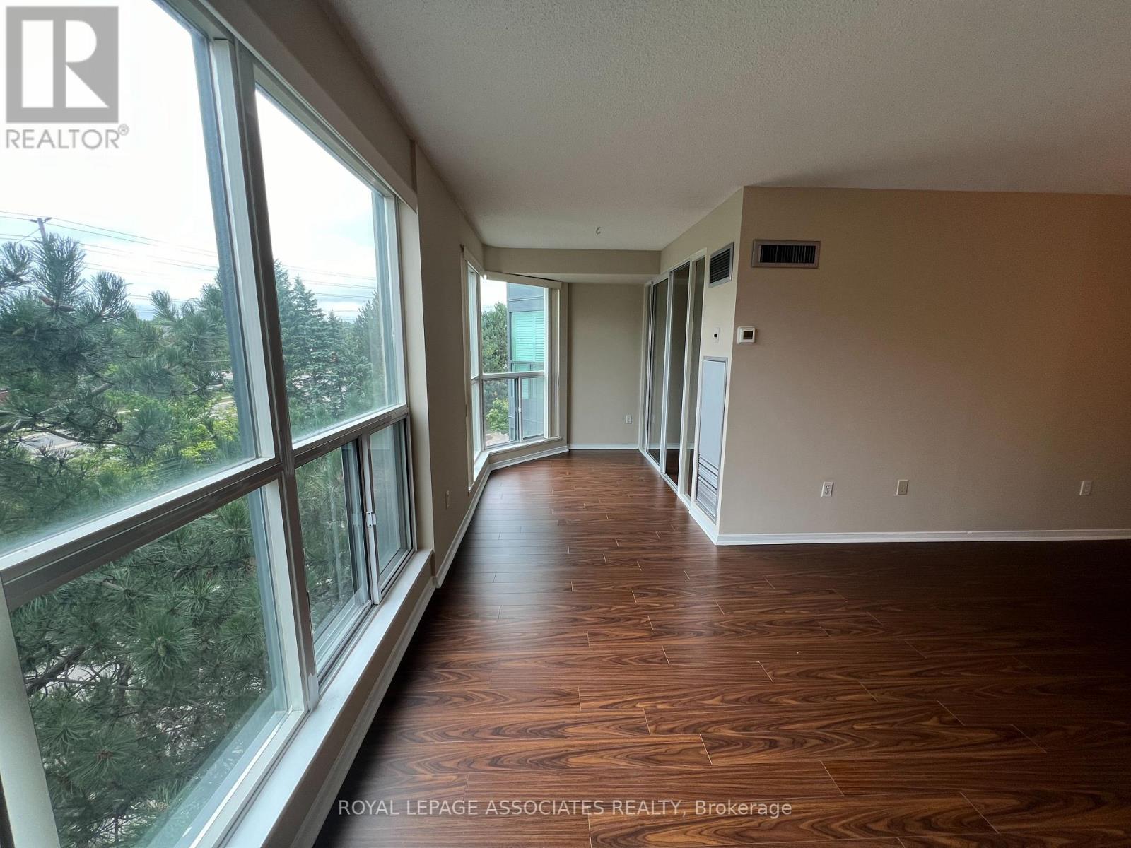 402 - 2177 Burnhamthorpe Road W, Mississauga, Ontario  L5L 5P9 - Photo 9 - W12801160