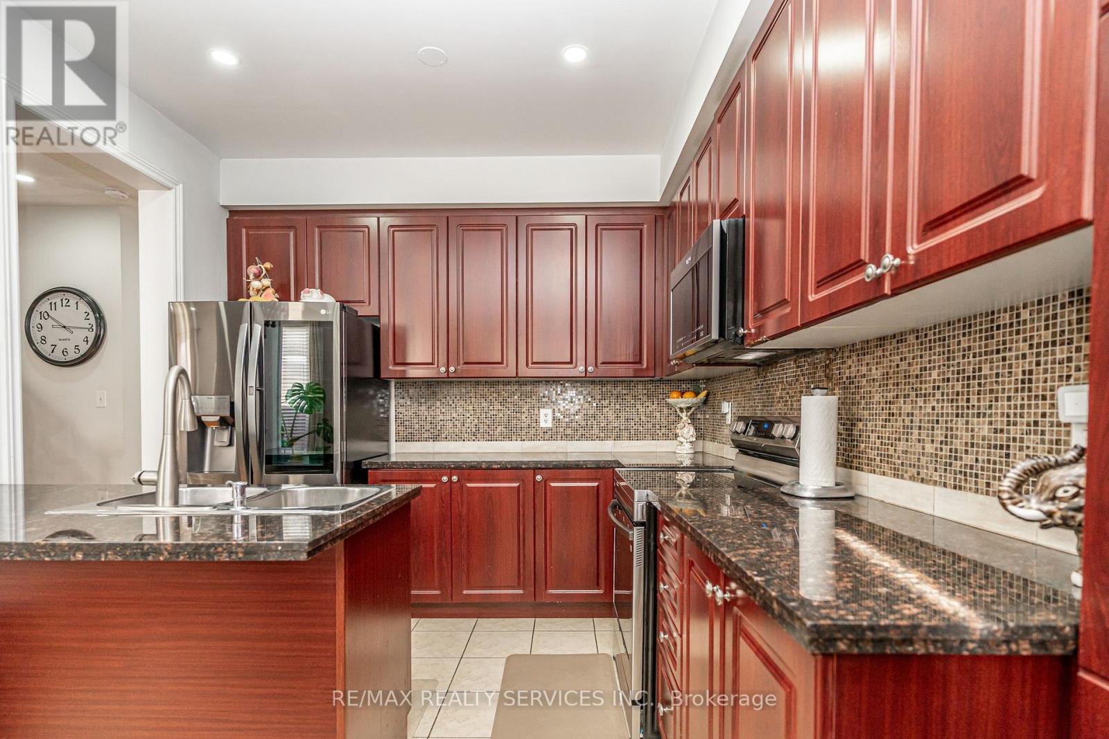 88 Sled Dog Road, Brampton, Ontario  L6R 0J4 - Photo 16 - W12801252