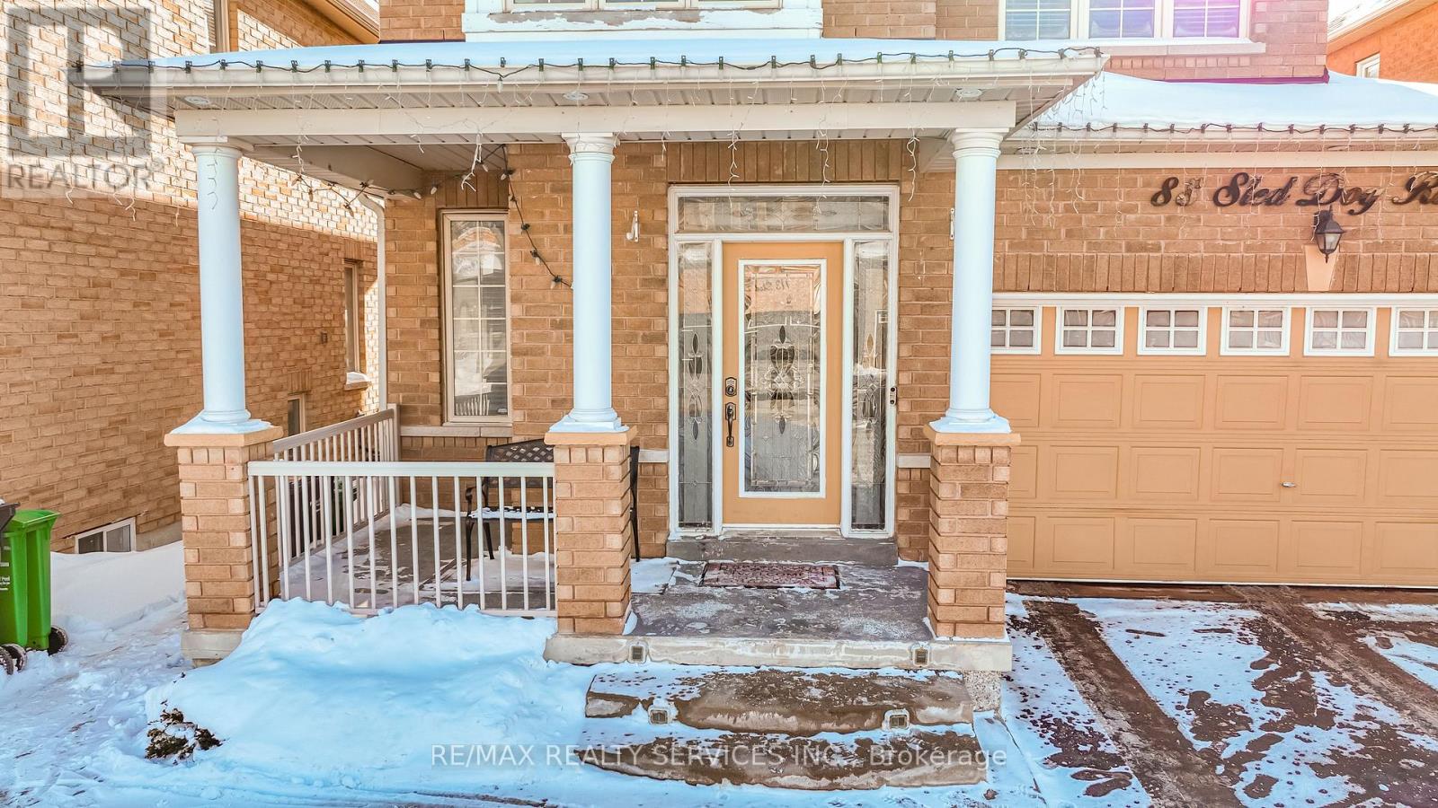 88 Sled Dog Road, Brampton, Ontario  L6R 0J4 - Photo 2 - W12801252