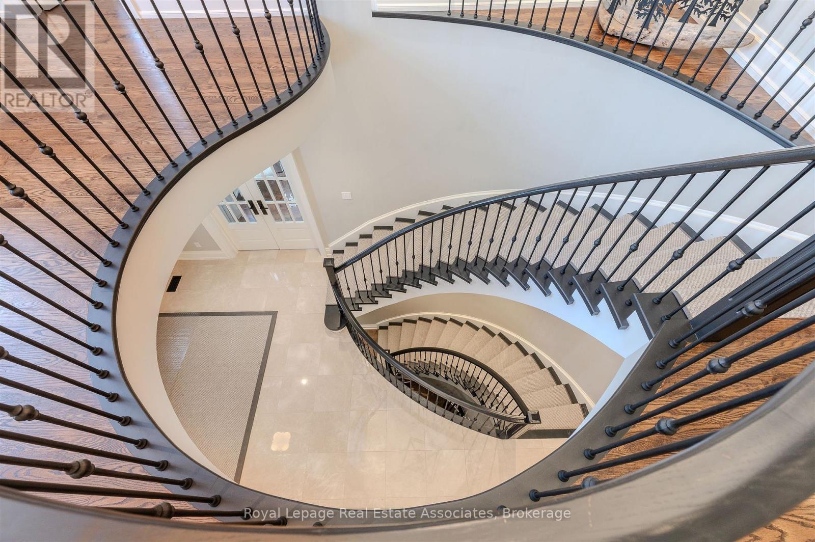 1456 Glenburnie Road, Mississauga, Ontario  L5G 3C8 - Photo 17 - W12801284