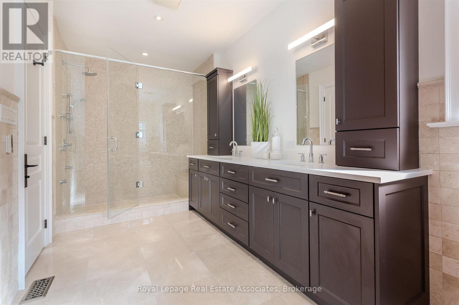 1456 Glenburnie Road, Mississauga, Ontario  L5G 3C8 - Photo 22 - W12801284