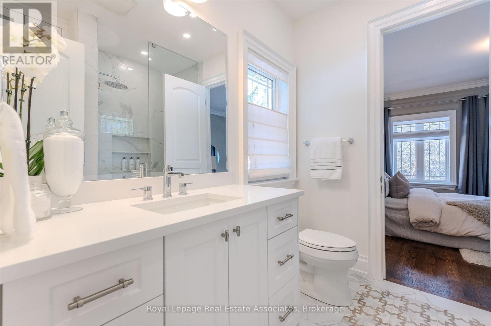 1456 Glenburnie Road, Mississauga, Ontario  L5G 3C8 - Photo 27 - W12801284