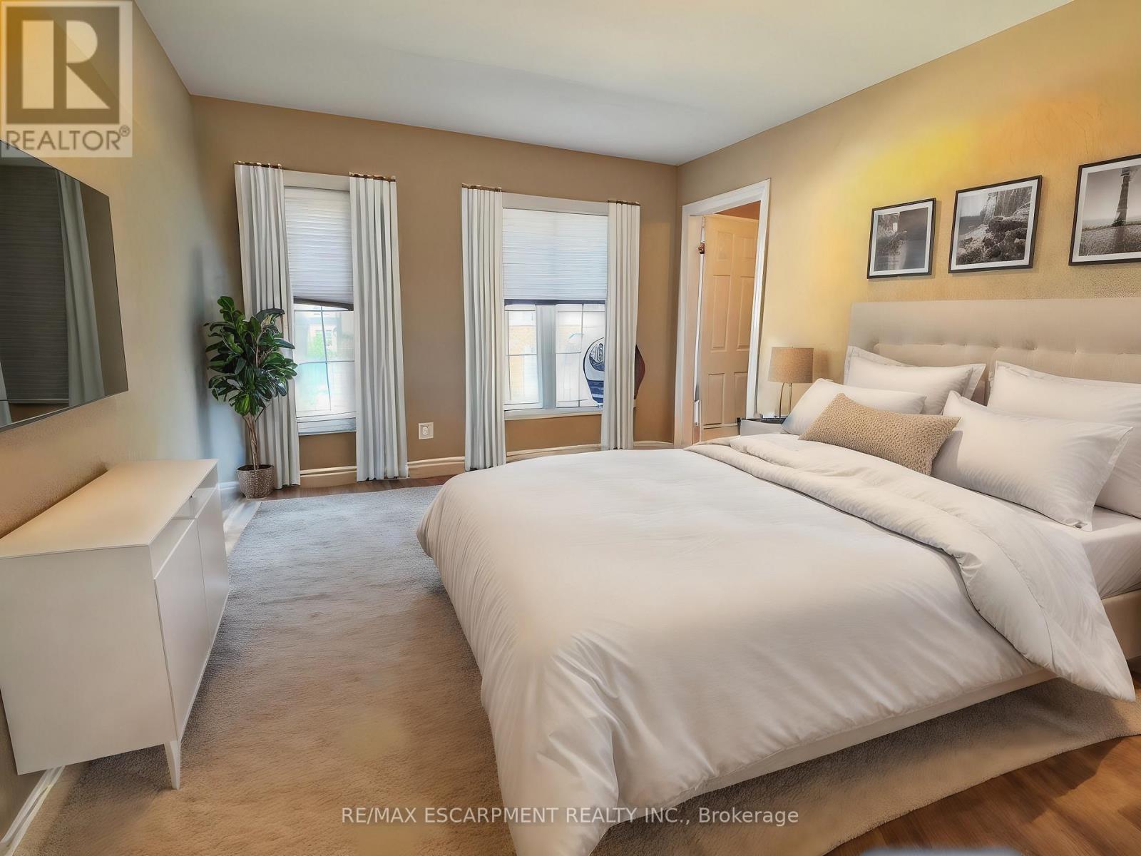 3112 Cornell Common, Oakville, Ontario  L6H 0P8 - Photo 16 - W12801342