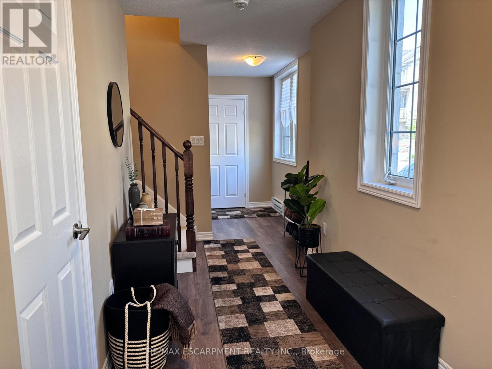 3112 Cornell Common, Oakville, Ontario  L6H 0P8 - Photo 3 - W12801342