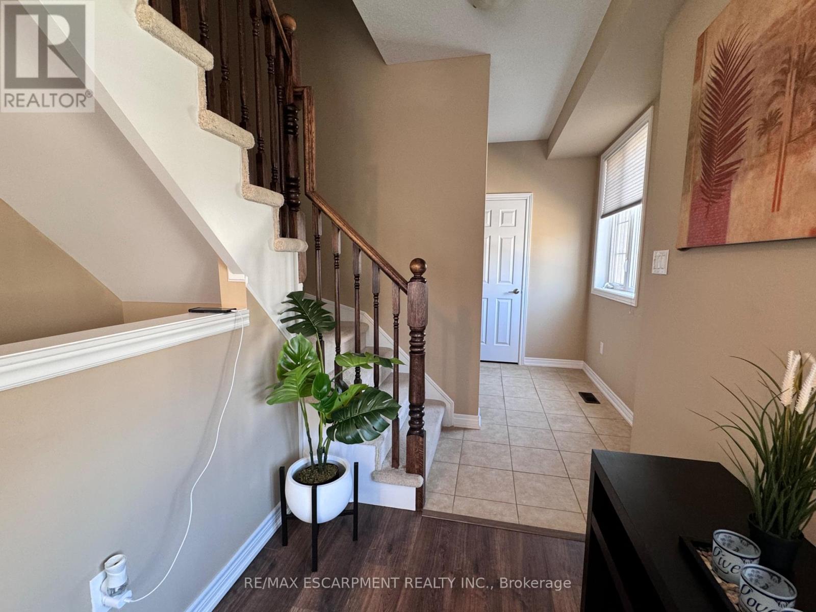 3112 Cornell Common, Oakville, Ontario  L6H 0P8 - Photo 5 - W12801342