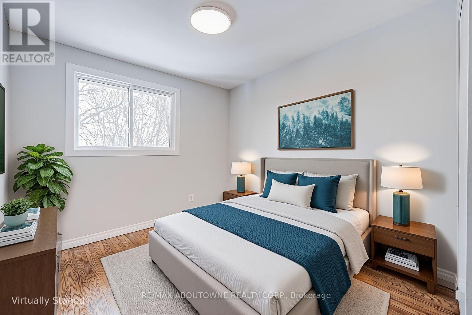 100 Oakdale Drive, Oakville, Ontario  L6H 1J3 - Photo 12 - W12801364