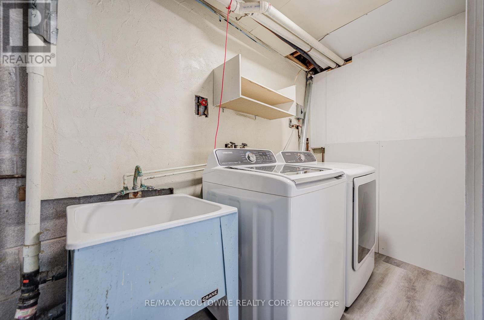 100 Oakdale Drive, Oakville, Ontario  L6H 1J3 - Photo 20 - W12801364