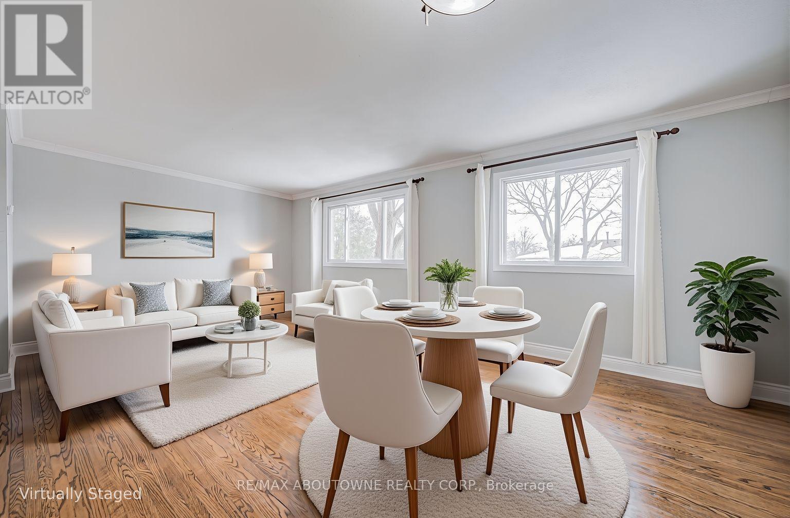 100 Oakdale Drive, Oakville, Ontario  L6H 1J3 - Photo 9 - W12801364