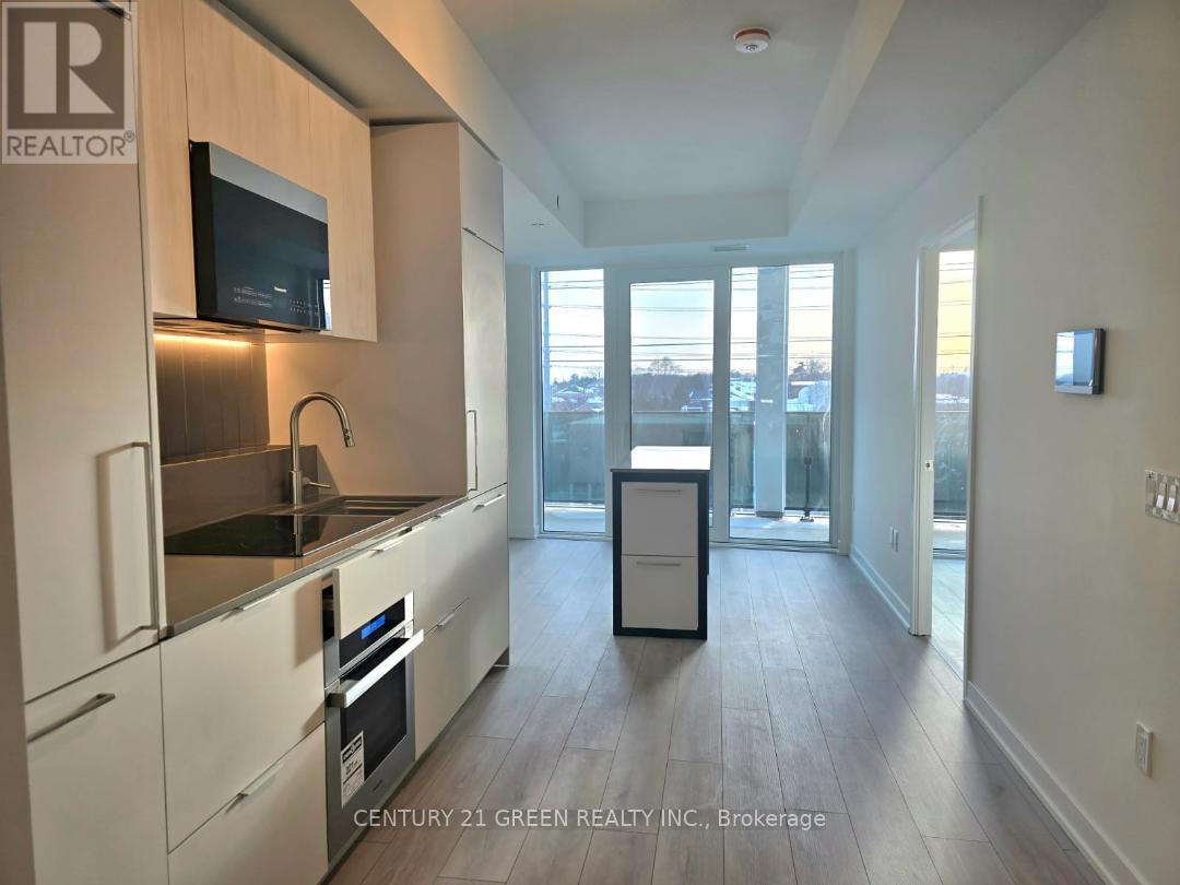 516 - 1 Fairview Road E, Mississauga, Ontario  L5A 4C6 - Photo 3 - W12801366