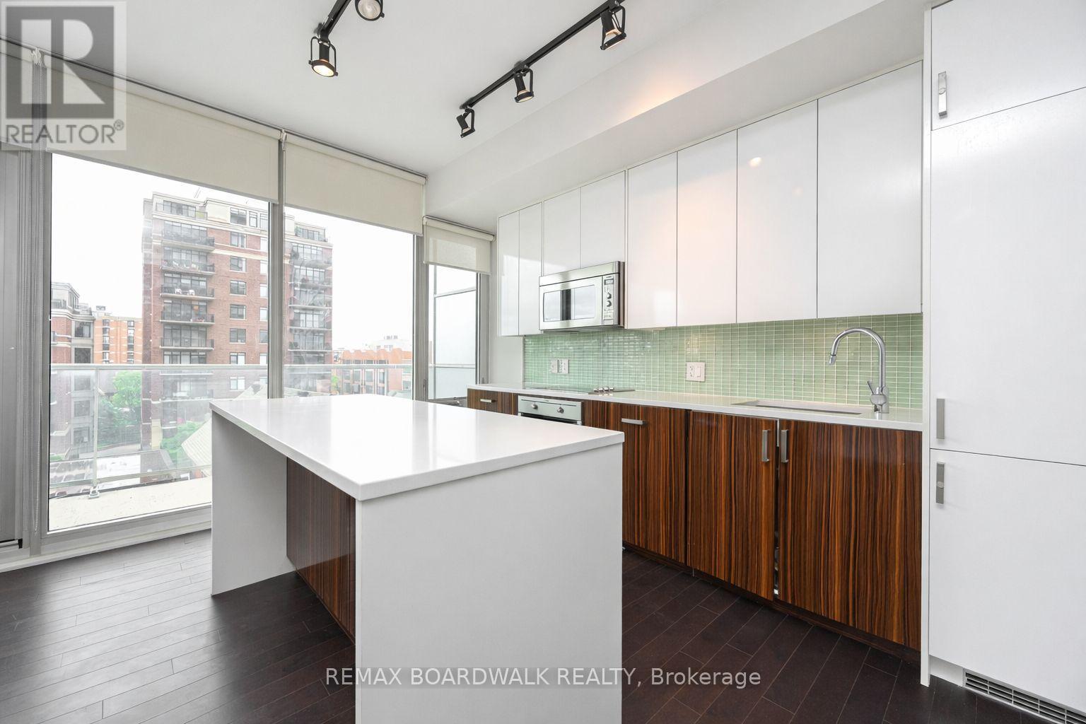 506 - 300 Lisgar Street, Ottawa, Ontario  K2P 0E2 - Photo 12 - X12793540