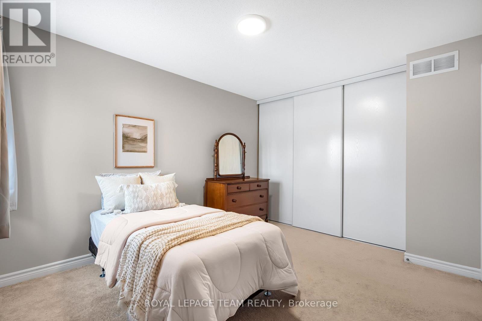 228 Branthaven Street, Ottawa, Ontario  K4A 0H6 - Photo 37 - X12796474