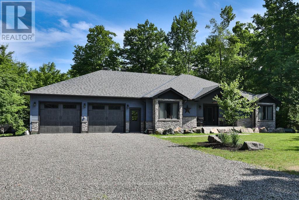 1068 Xavier Street, Gravenhurst, Ontario  P0E 1G0 - Photo 4 - X12797880