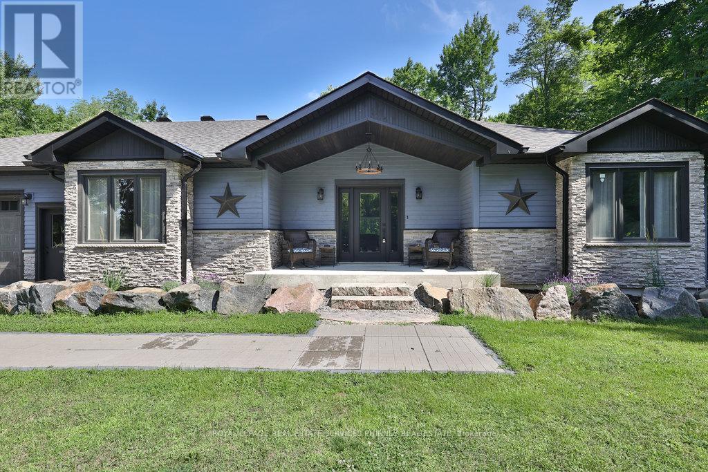 1068 Xavier Street, Gravenhurst, Ontario  P0E 1G0 - Photo 3 - X12797880