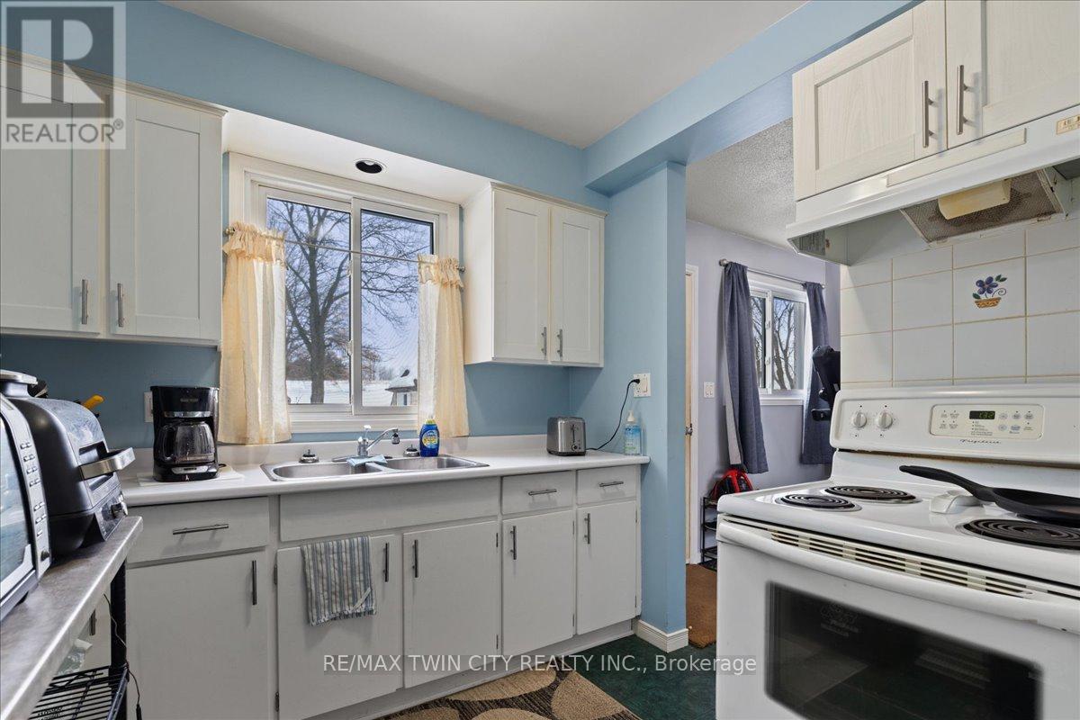 85 Elm Street, Norfolk, Ontario  N3Y 3B7 - Photo 8 - X12760618