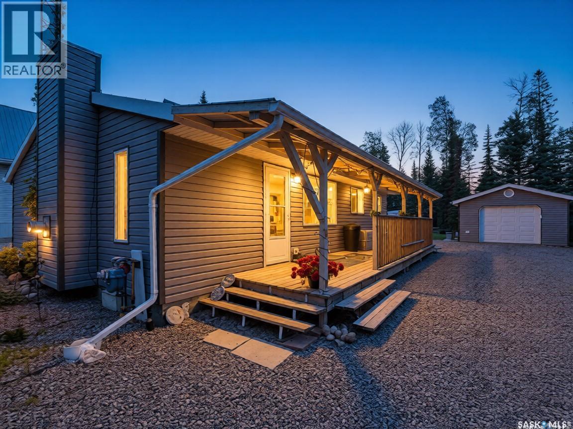 28 Andrews Avenue, Candle Lake, Saskatchewan  S0J 3E0 - Photo 2 - SK015483