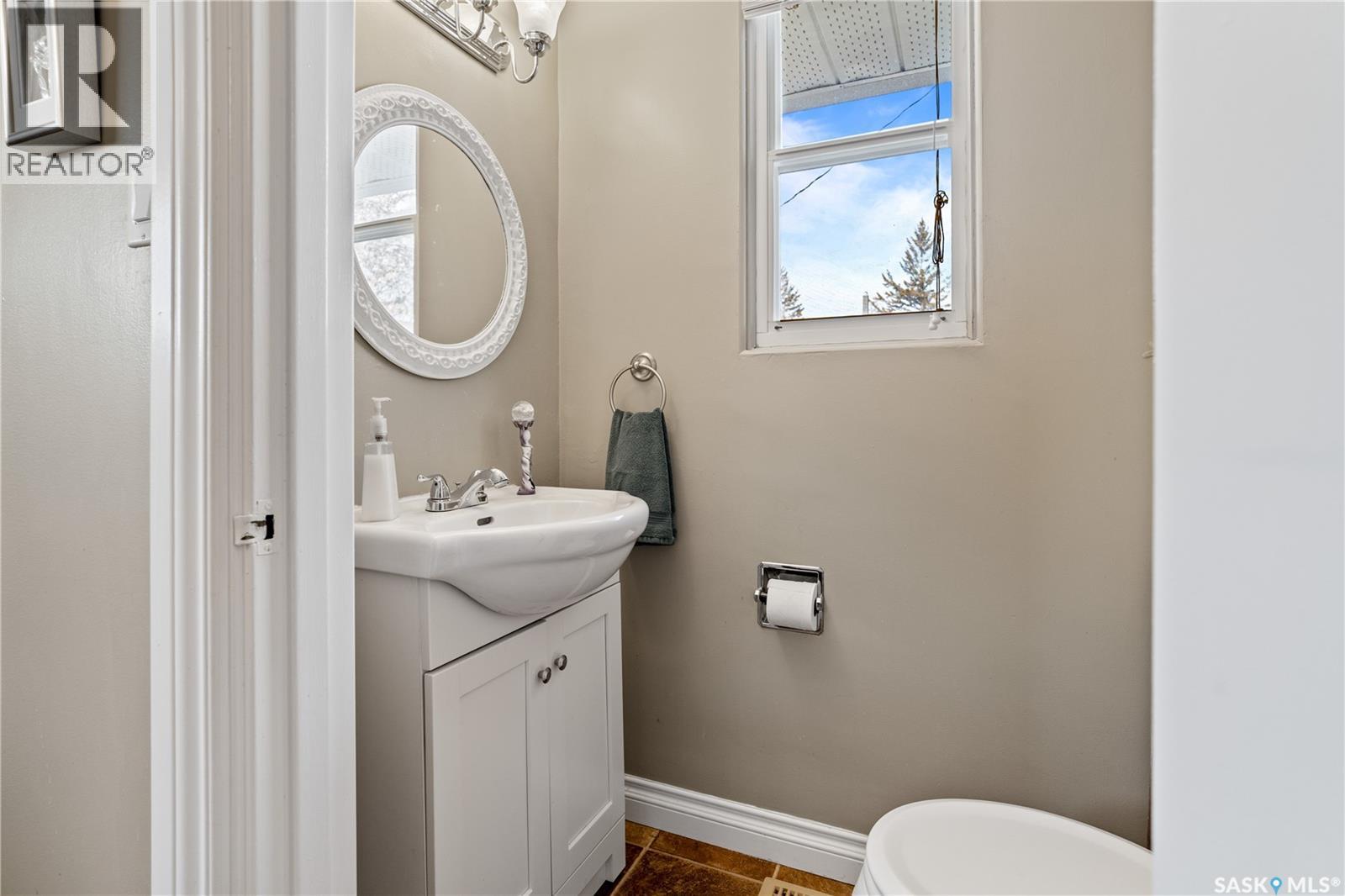 5024 1st Avenue, Regina, Saskatchewan  S4T 0A5 - Photo 12 - SK028643