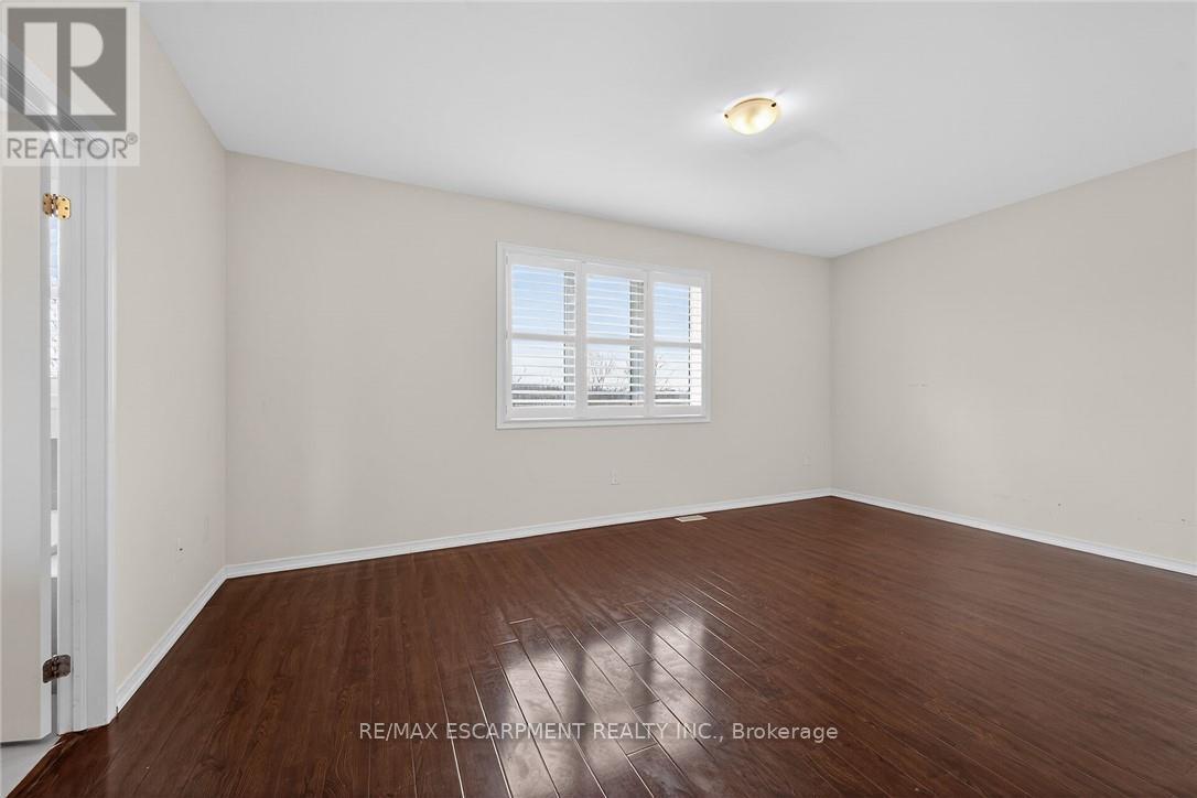 17 Larry Crescent, Haldimand, Ontario  N3W 0B2 - Photo 27 - X12801018