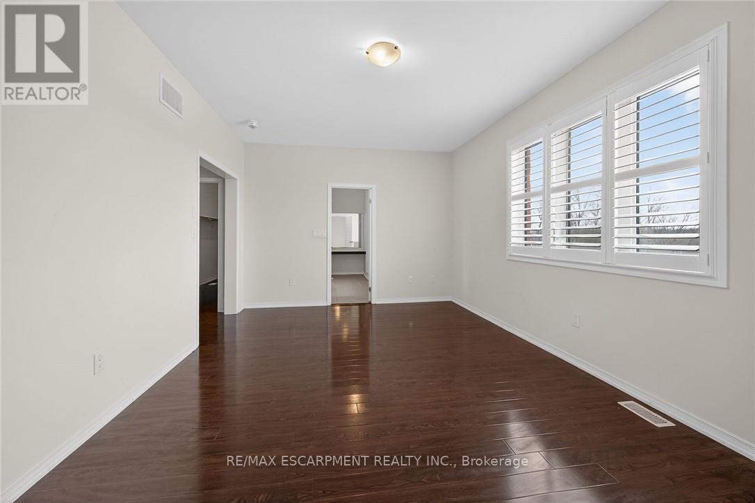 17 Larry Crescent, Haldimand, Ontario  N3W 0B2 - Photo 29 - X12801018