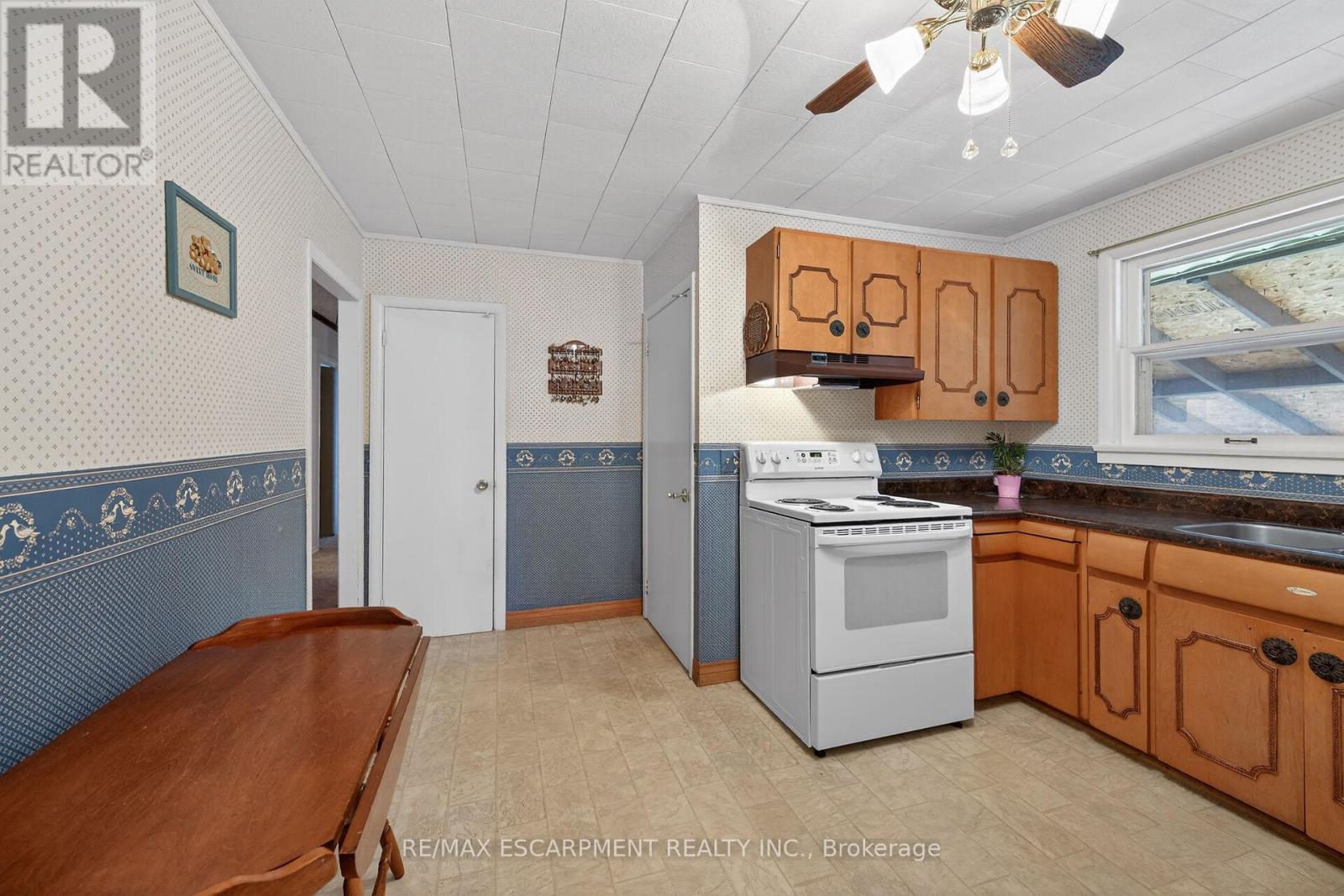 18 Charles Street, Norfolk, Ontario  N3Y 1Z6 - Photo 11 - X12801026