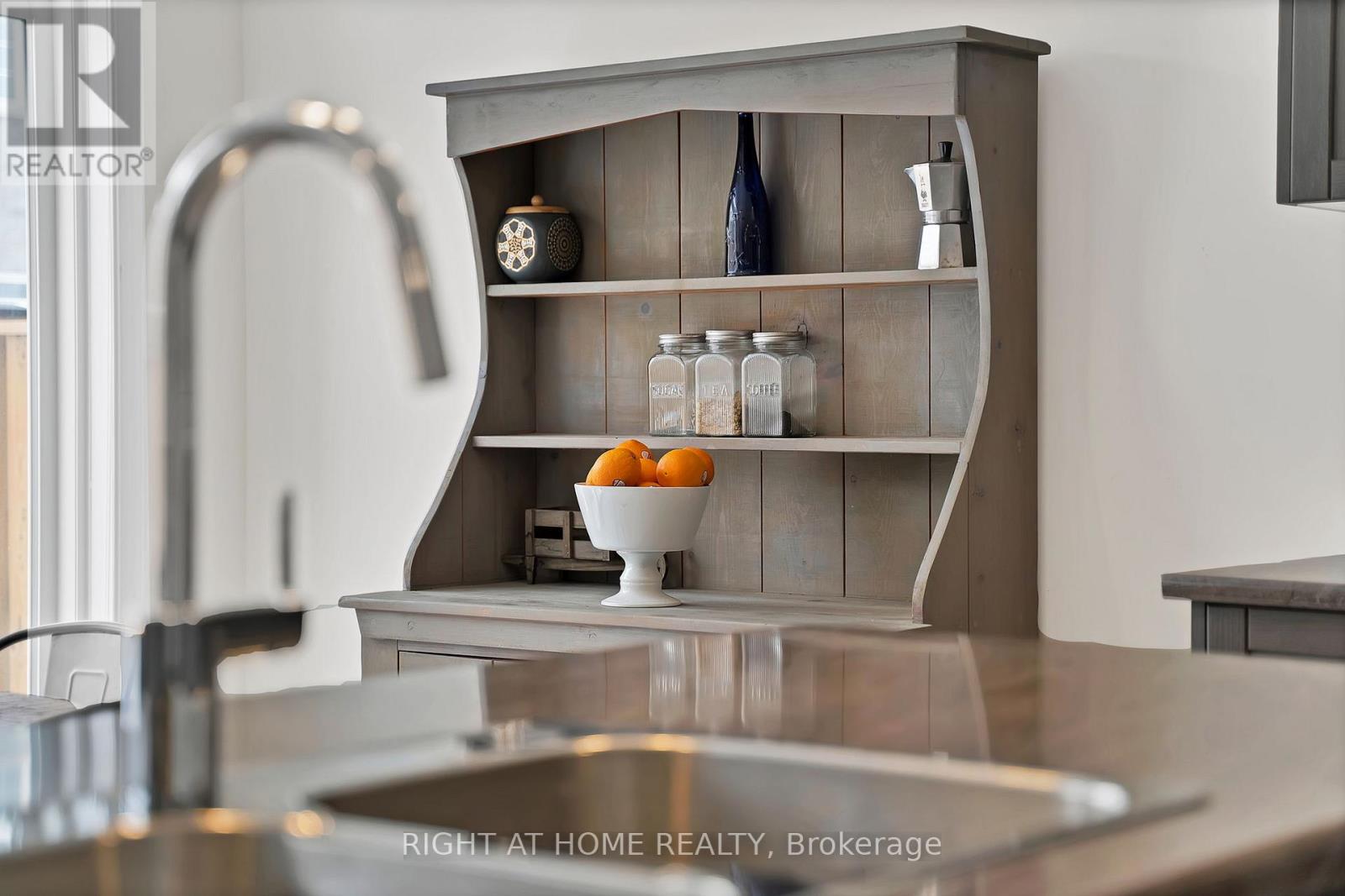 61 Alexandra Drive, Thorold, Ontario  L3B 0G3 - Photo 14 - X12801034