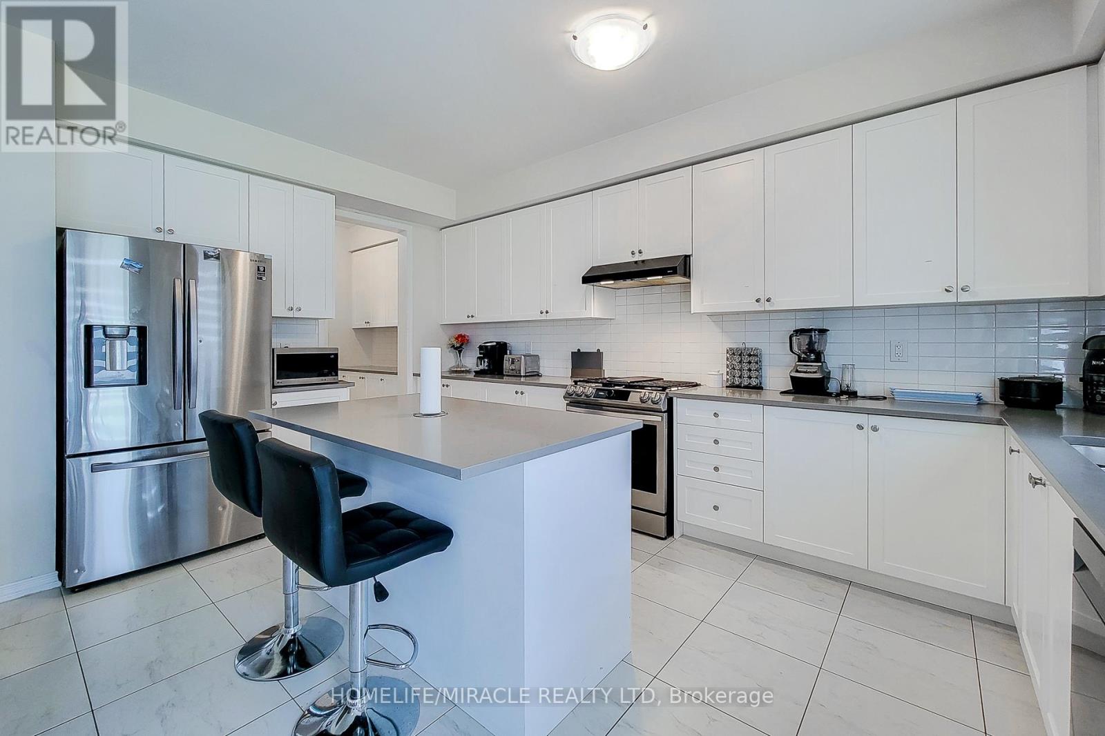 11 Seanesy Drive, Thorold, Ontario  L3B 0G1 - Photo 12 - X12801052