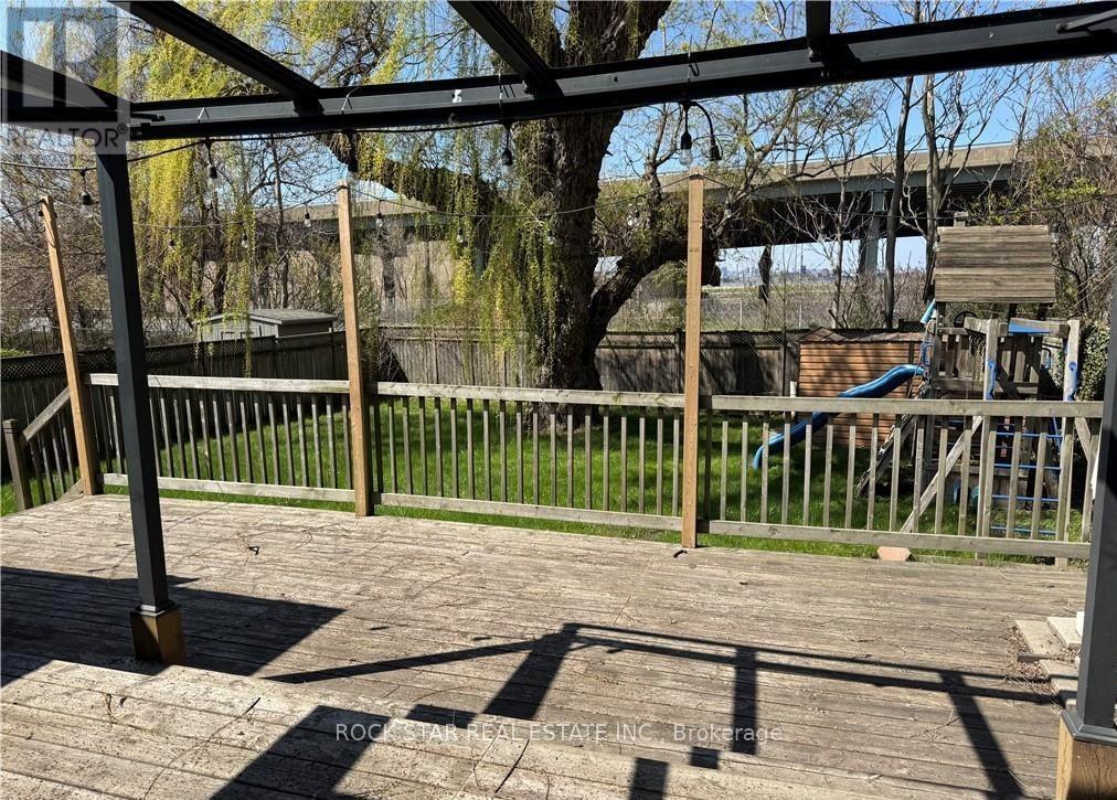 996 Beach Boulevard, Hamilton, Ontario  L8H 6Z4 - Photo 23 - X12801082