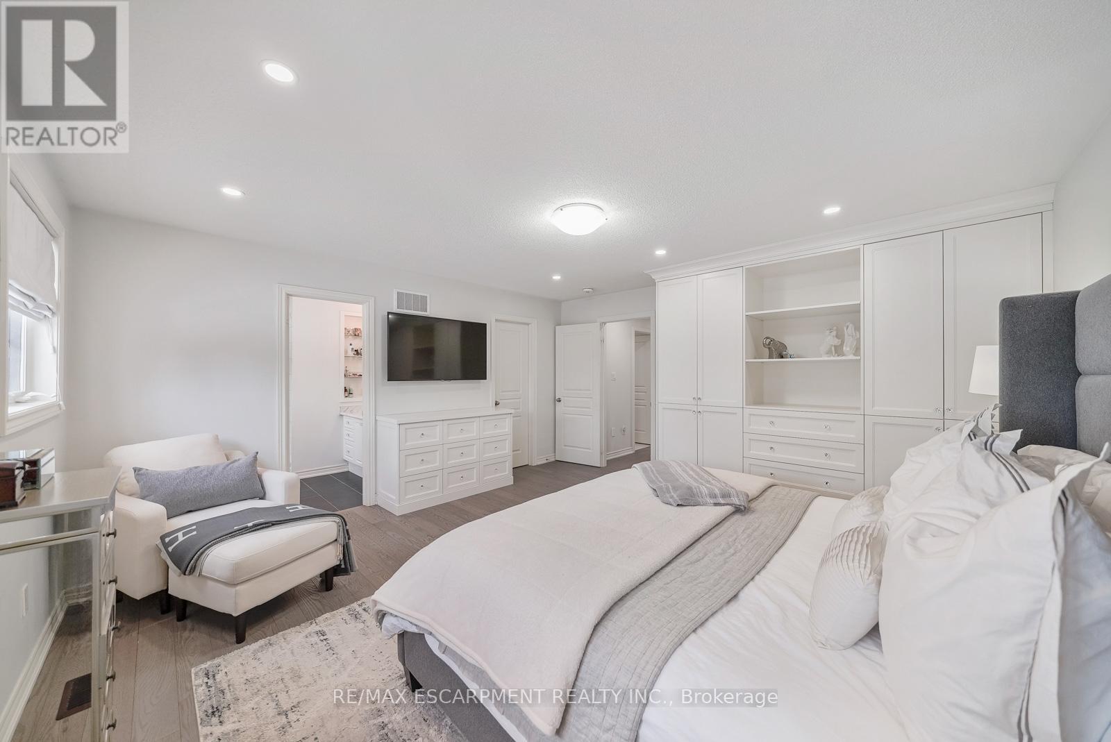 315 Humphrey Street, Hamilton, Ontario  L8B 1X4 - Photo 26 - X12801164