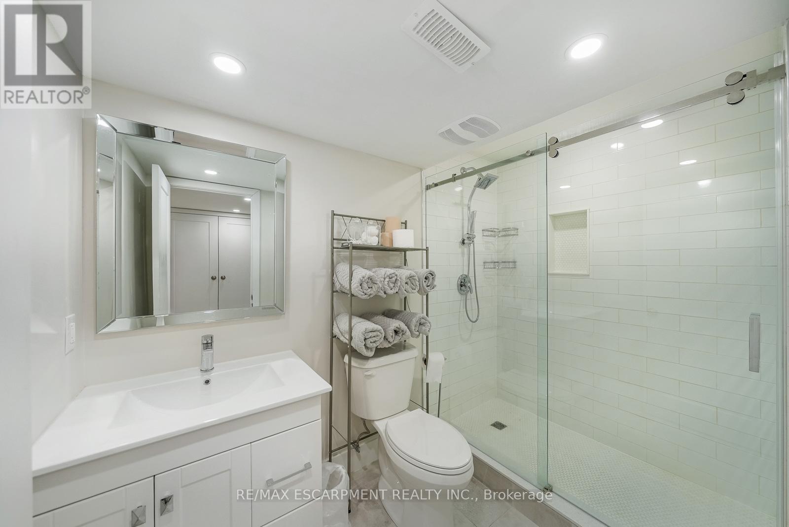 315 Humphrey Street, Hamilton, Ontario  L8B 1X4 - Photo 41 - X12801164