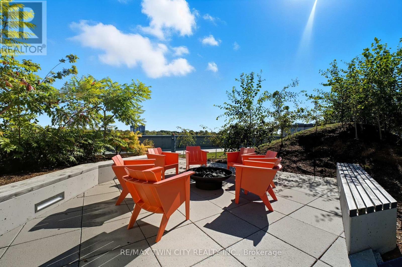 1410 - 15 Glebe Street, Cambridge, Ontario  N1S 0C3 - Photo 29 - X12801166