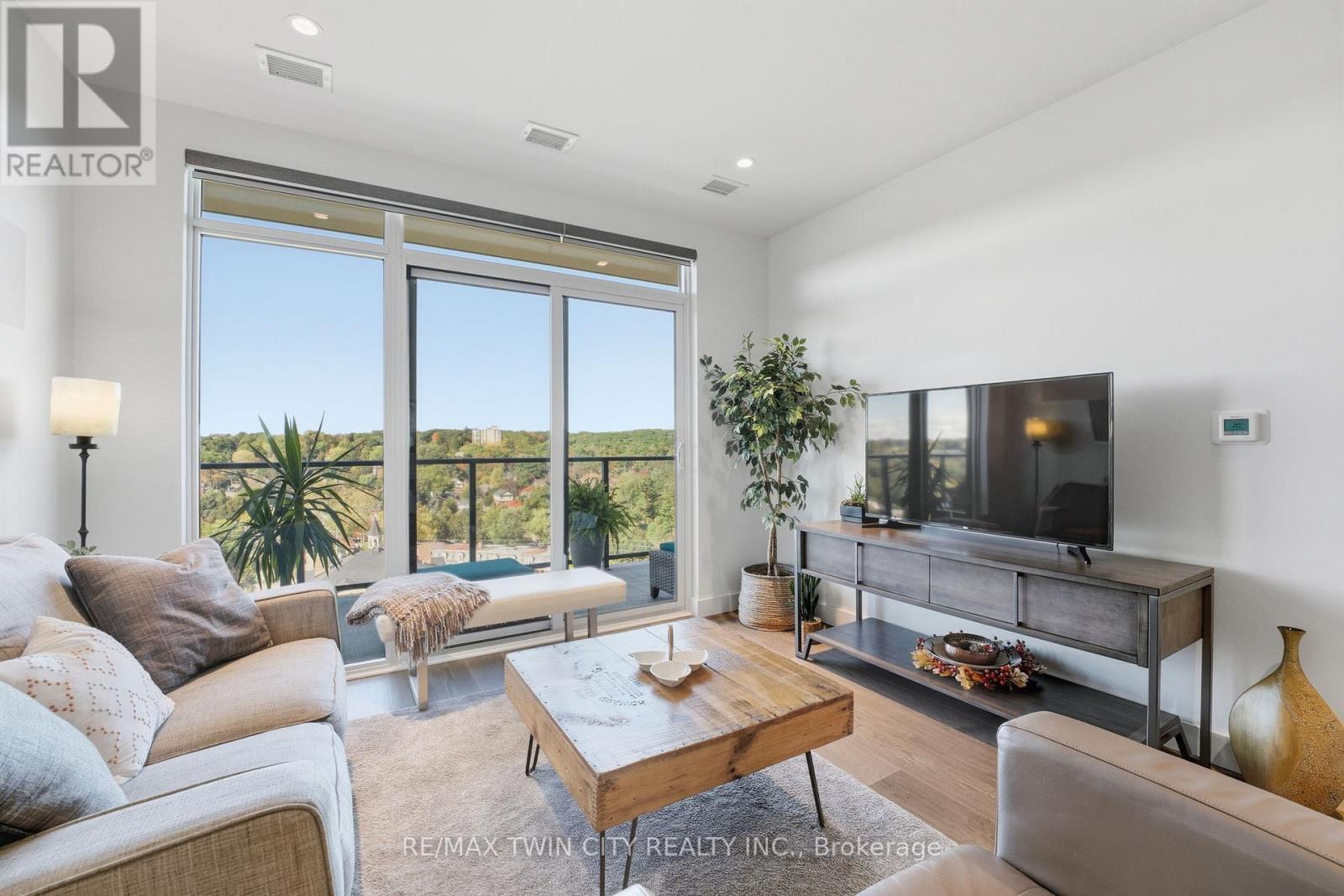 1410 - 15 Glebe Street, Cambridge, Ontario  N1S 0C3 - Photo 7 - X12801166