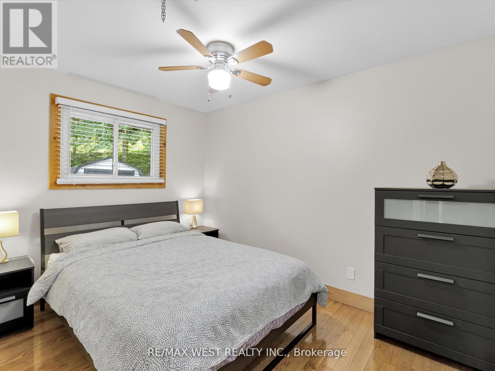 1091 Mcarthur Point Road, Lake Of Bays, Ontario  P0B 1A0 - Photo 18 - X12801210