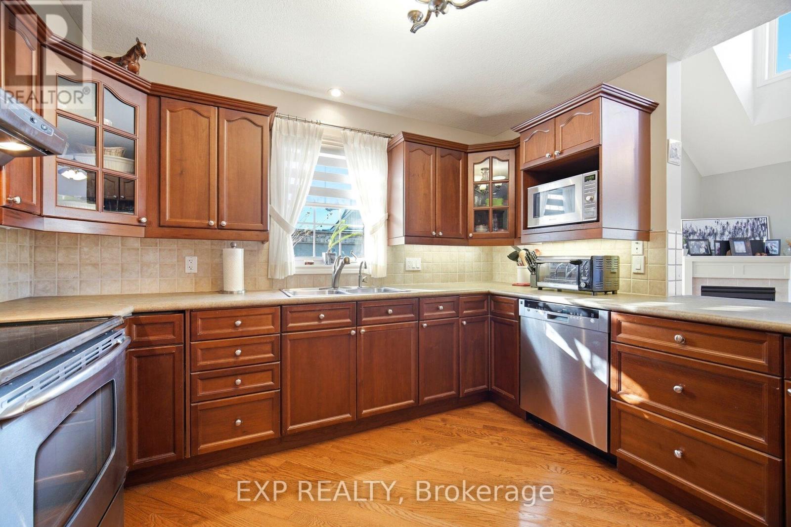 1g - 350 Doon Valley Drive, Kitchener, Ontario  N2P 2M9 - Photo 9 - X12801220