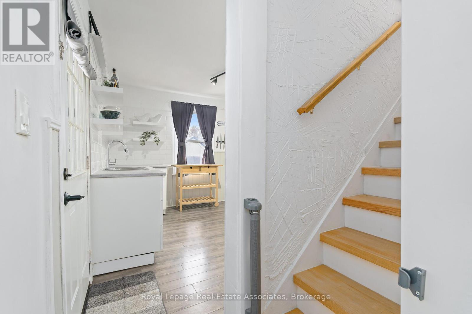 88 Graham Avenue N, Hamilton, Ontario  L8H 4J9 - Photo 18 - X12801304