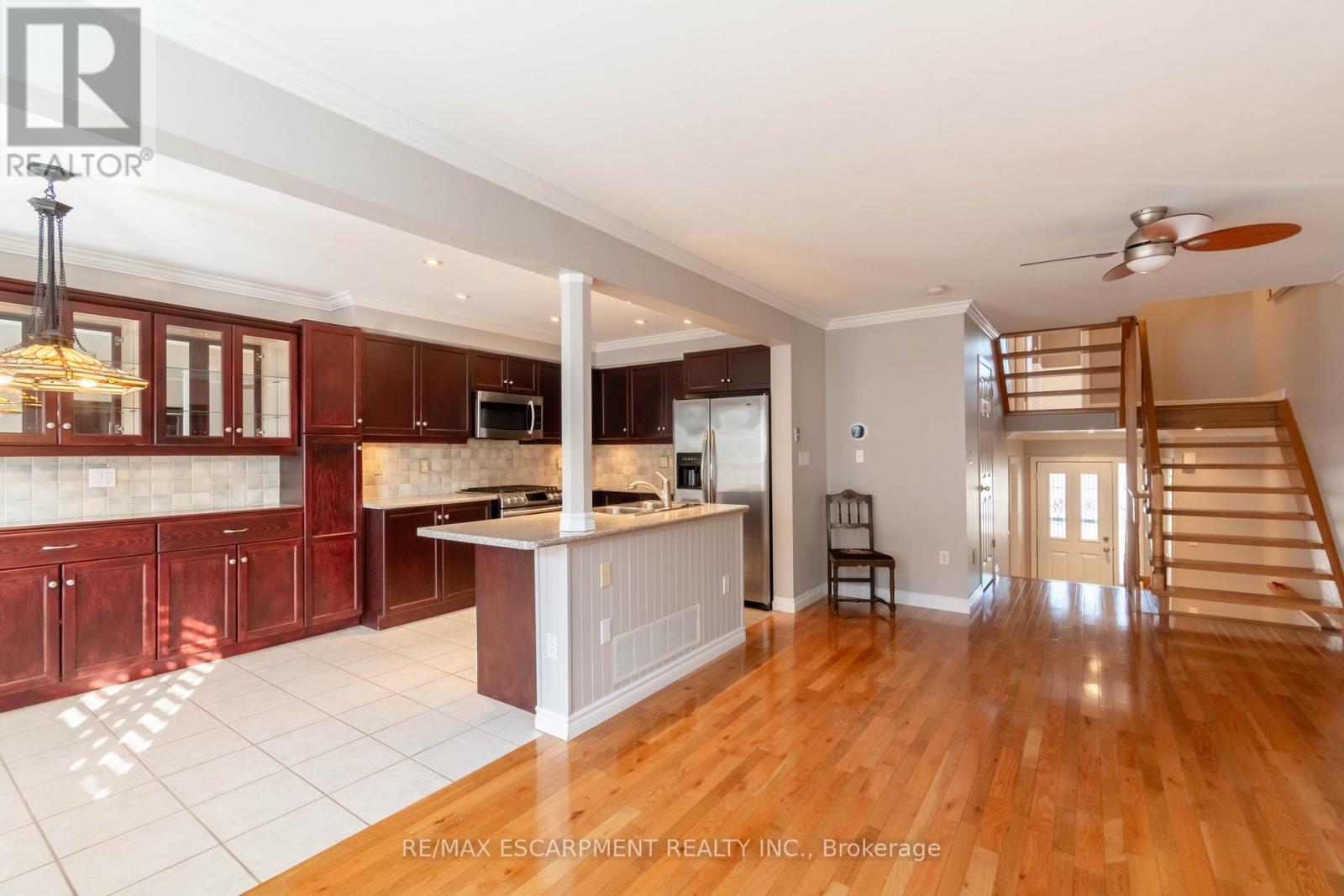 489 Green Road, Hamilton, Ontario  L8E 6A3 - Photo 9 - X12801308