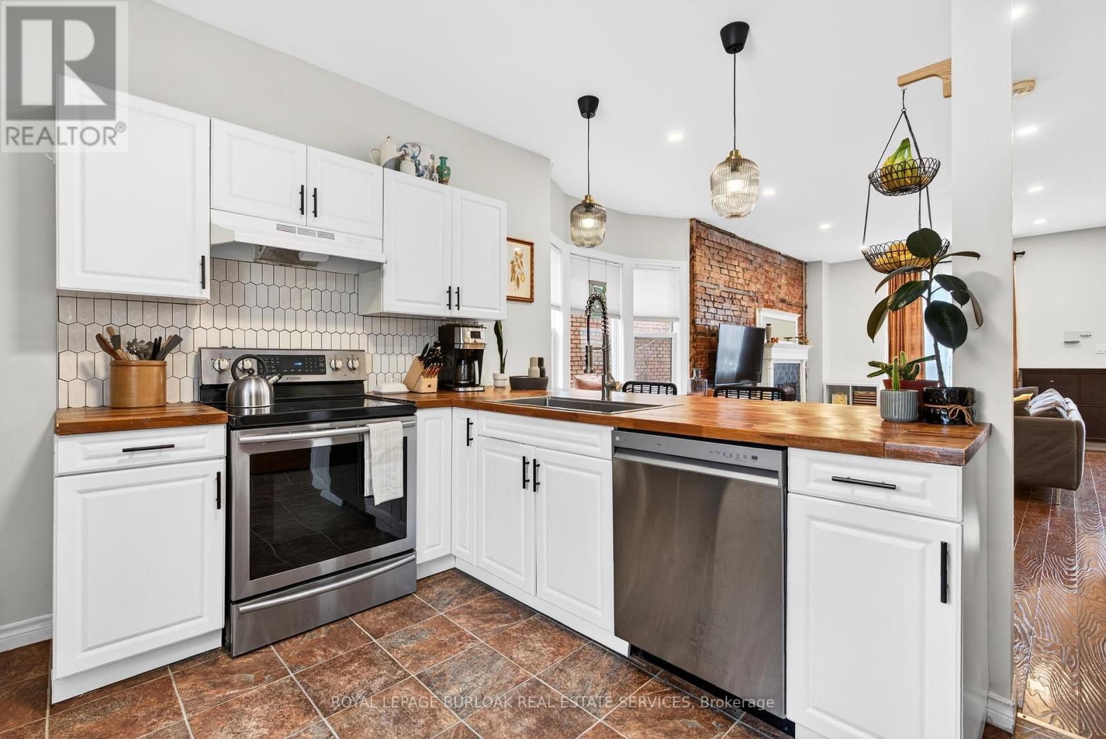 792 Cannon Street E, Hamilton, Ontario  L8L 2H2 - Photo 15 - X12801370