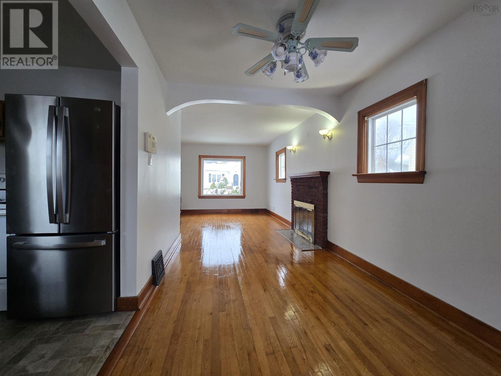 2 George Street, Truro, Nova Scotia  B2N 3B6 - Photo 4 - 202603024