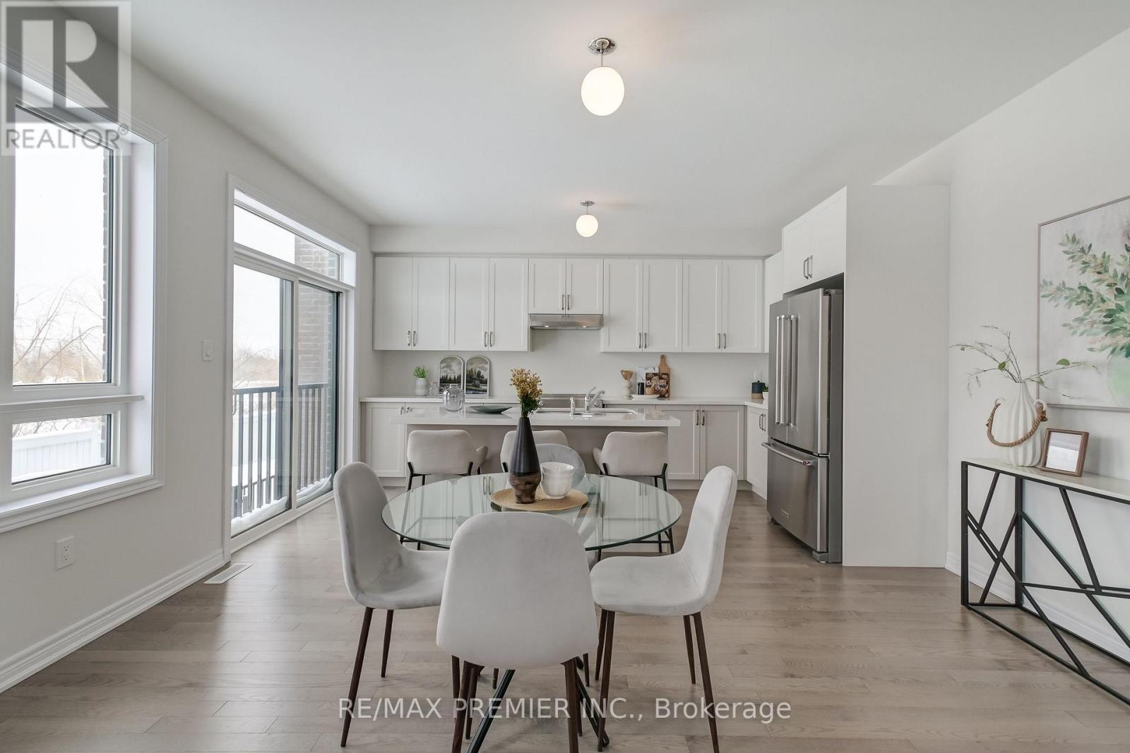 245 Mckean Drive, Whitchurch-Stouffville, Ontario  L4A 0S1 - Photo 16 - N12720644