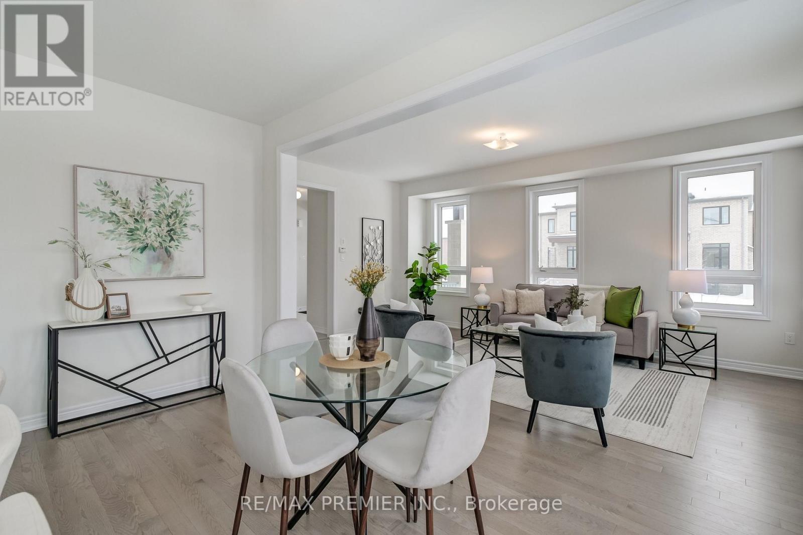 245 Mckean Drive, Whitchurch-Stouffville, Ontario  L4A 0S1 - Photo 17 - N12720644